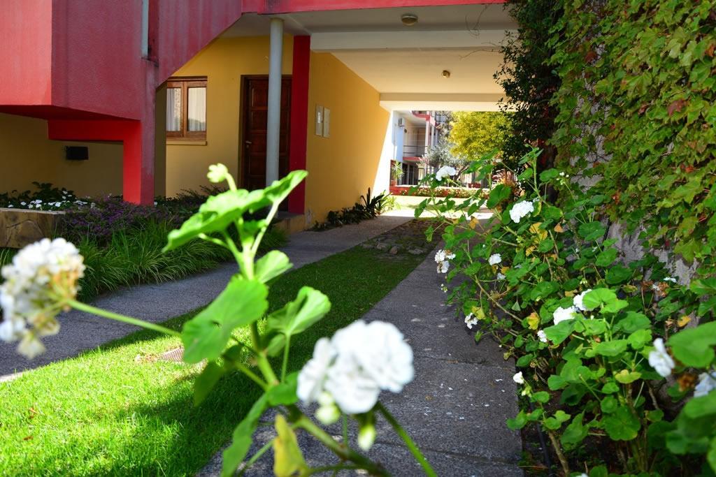 Hotel Del Pilar 萨尔塔 外观 照片